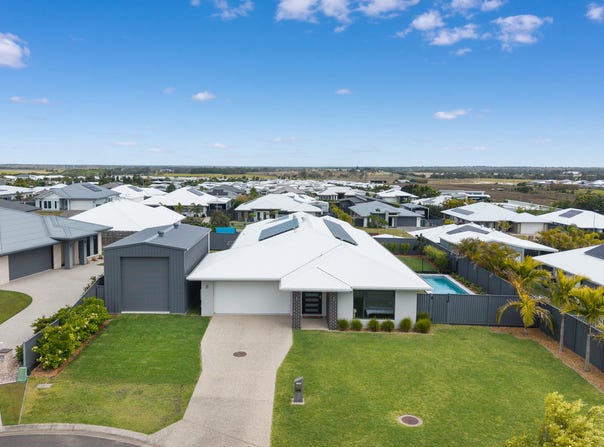 7 Rose Court, Nikenbah, Qld 4655
