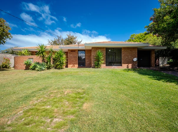 8 Cox Crescent, Quinns Rocks, WA 6030