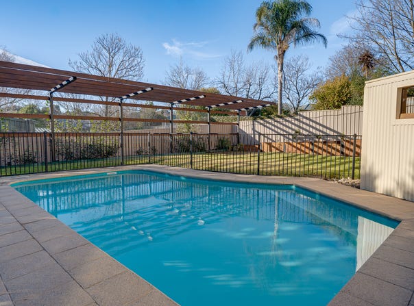 5 Kent Court, Mansfield, Vic 3722