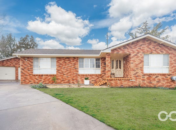 4 Nancy Place, Orange, NSW 2800