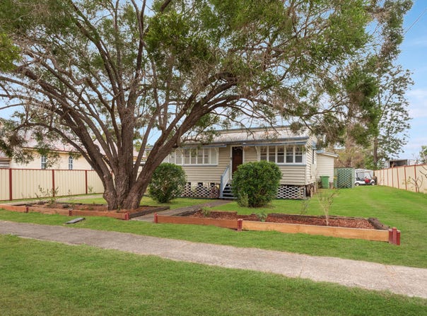 8 Hall Street, Harrisville, Qld 4307