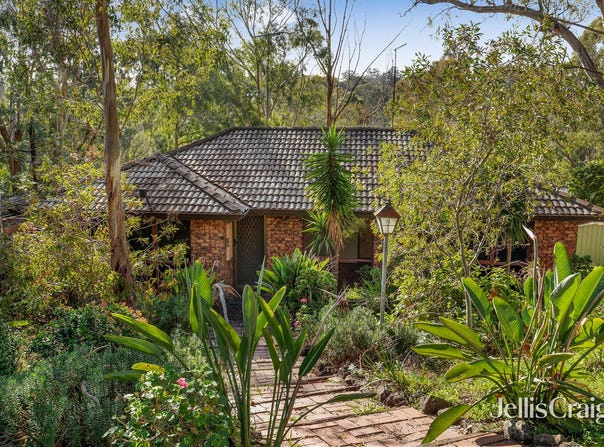 17 Hebden Street, Greensborough, Vic 3088