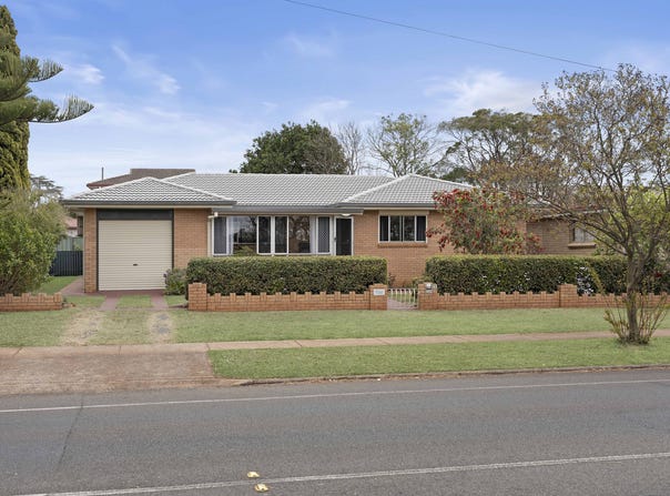 105 Drayton Road, Harristown, Qld 4350