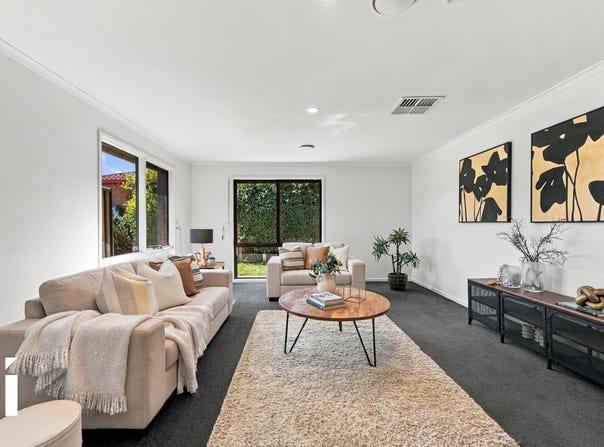 12 Clavert Place, Florey, ACT 2615