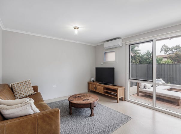 6 Mallard Court, Semaphore Park, SA 5019