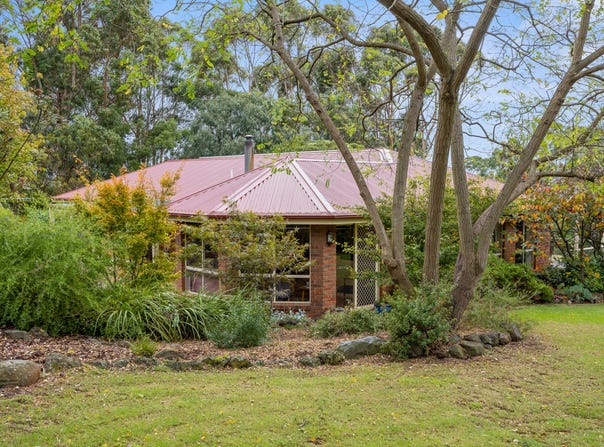 75 Smiths Road, Cobden, Vic 3266