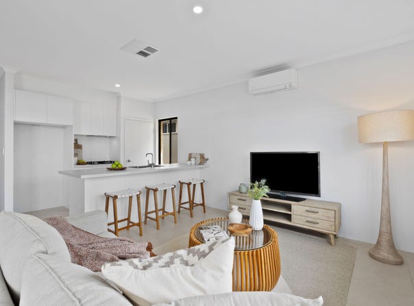 16 Makassar Way, Clarkson, WA 6030