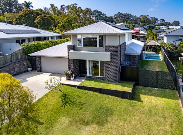 14 School Boat Place, Bli Bli, Qld 4560