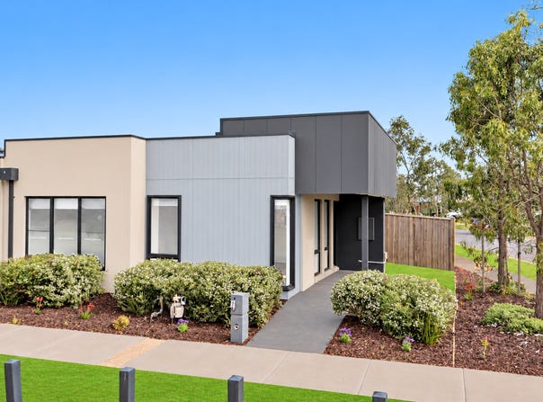 31 Rosebank Walk, Thornhill Park, Vic 3335