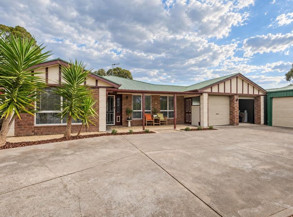 9 Holly Court, Craigmore, SA 5114