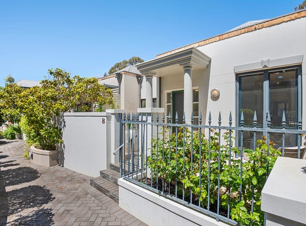 8/8 Bay Road, Claremont, WA 6010