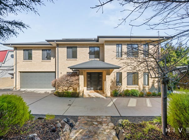 11 Gawler Crescent, Deakin, ACT 2600