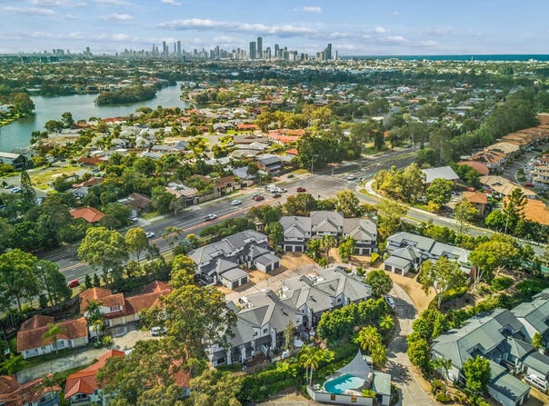 32/1 University Drive, Robina, Qld 4226