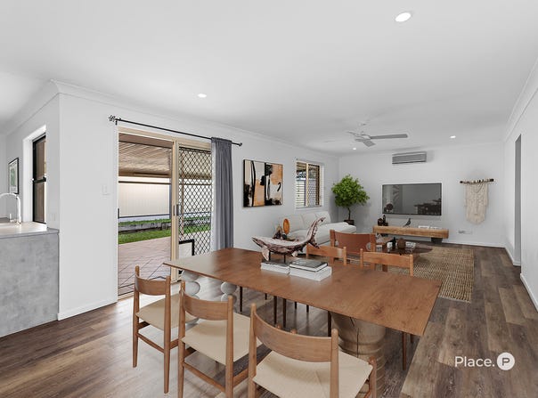 10 Blue Mountain Crescent, Warner, Qld 4500