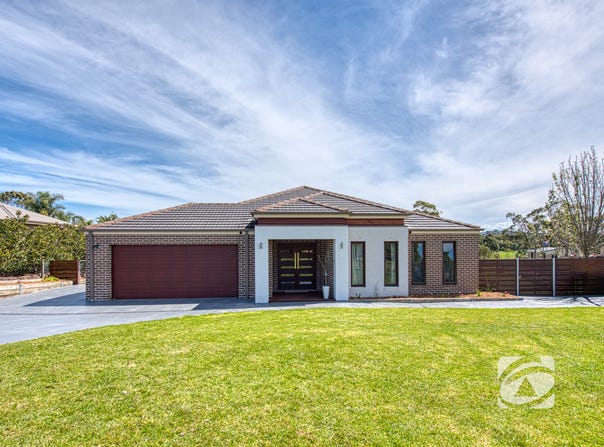 16 Haynes Close, Bunyip, Vic 3815