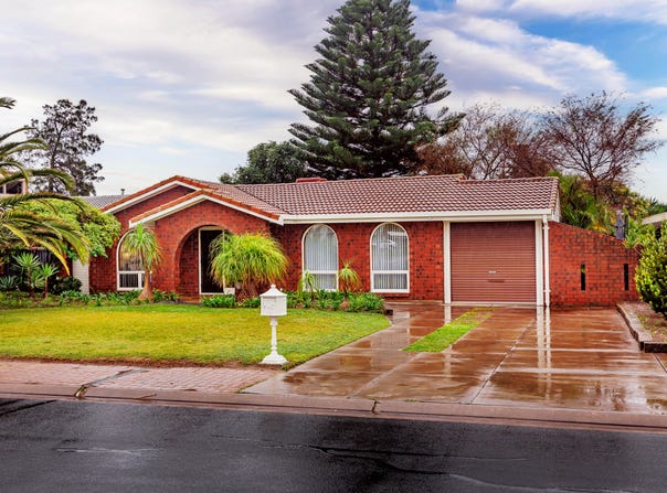 19 Lysander Crescent, North Haven, SA 5018