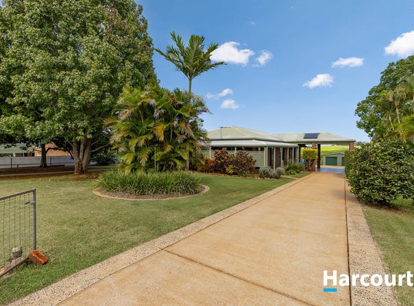 4 Macrossan St, Childers, Qld 4660