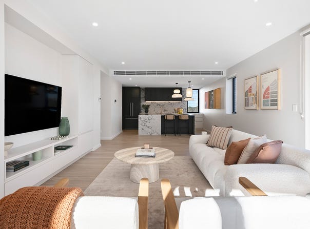 1 Bezentin Ridge Road, Edmondson Park, NSW 2174