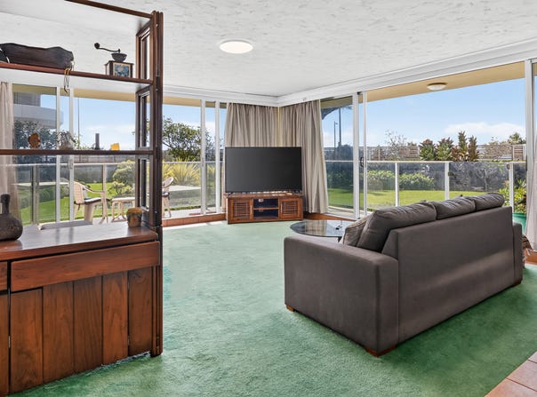 1H/150 The Esplanade, Surfers Paradise, Qld 4217