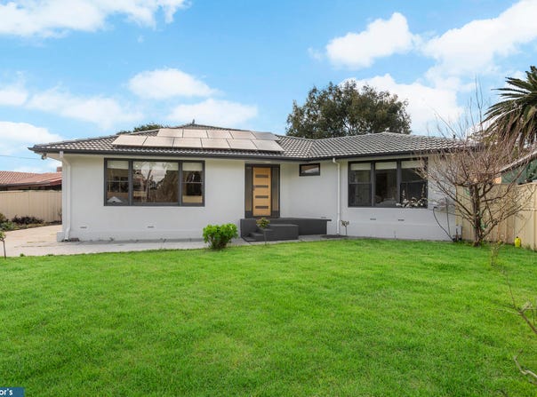 17 Wyndham Crescent, Surrey Downs, SA 5126