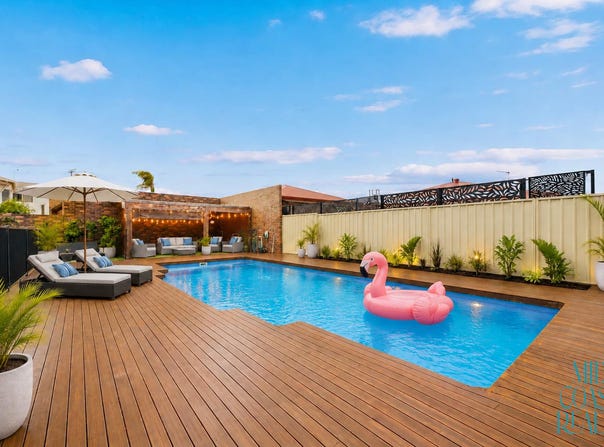 12 Sandown Close, Tarcoola Beach, WA 6530