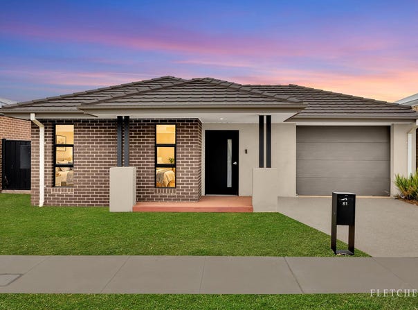 81 Adelong Boulevard, Cobblebank, Vic 3338