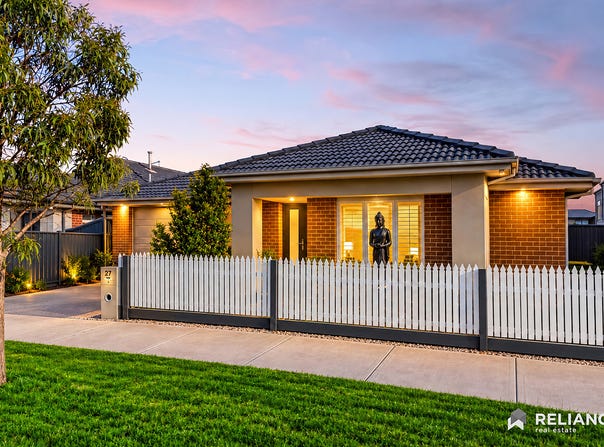 27 Harrier Circuit, Deanside, Vic 3336