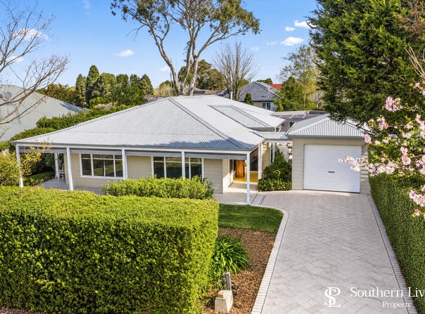 7 Lilac Avenue, Bowral, NSW 2576