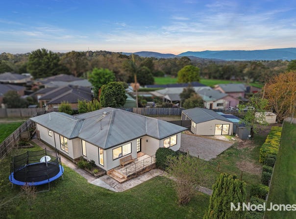 403 Warburton Highway, Wandin North, Vic 3139