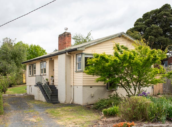 19 Warwick Place, Kings Meadows, Tas 7249
