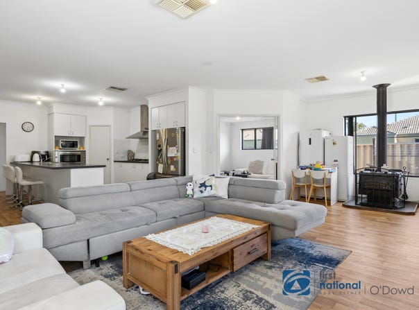 32A Fitzroy Street, Queens Park, WA 6107