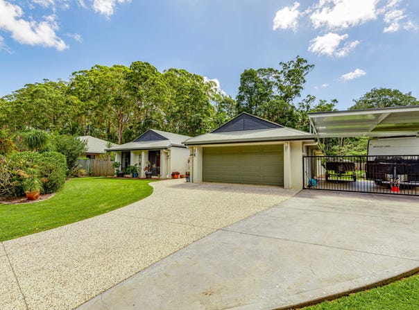 4 The Parkway Place, Mapleton, Qld 4560