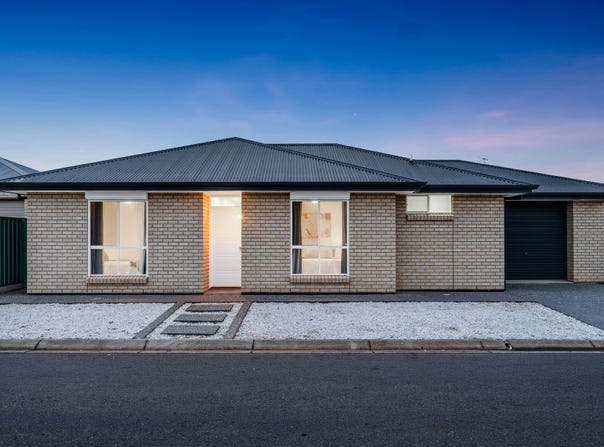 35 Dover Place, Elizabeth Park, SA 5113