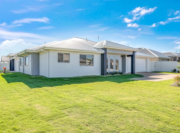 43 Golf View, Coral Cove, Qld 4670