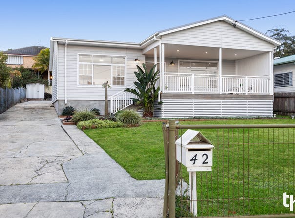 42 Floraville Road, Belmont North, NSW 2280