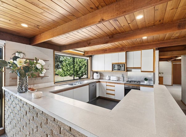100 McKinleys Road, Clunes, Vic 3370