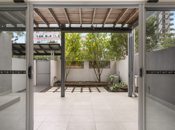 1/40 Macdonnell Street, Toowong, Qld 4066