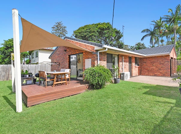 32A Huth Street, Labrador, Qld 4215