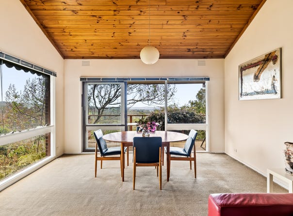 26 Selby-Aura Road, Menzies Creek, Vic 3159