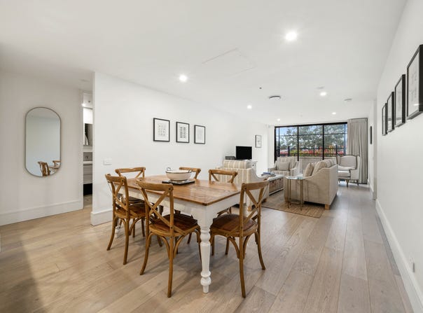 1/2 Lady Nelson Place, Red Hill, ACT 2603