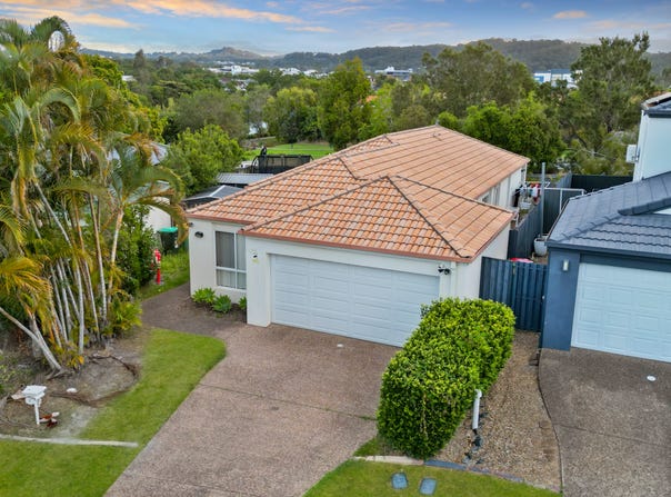 7 Solitaire Place, Robina, Qld 4226