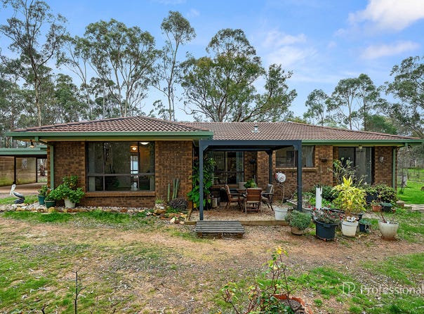 48 Dillon Court, Alma, Vic 3465