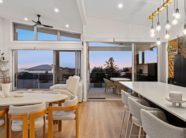 2 Randell Crescent, Ocean Reef, WA 6027