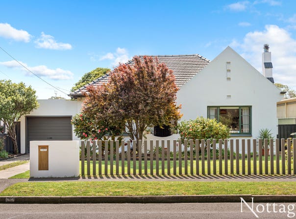 33 Lindsay Street, Victor Harbor, SA 5211