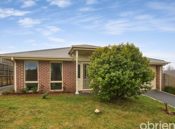 1/71 Victoria Street, Drouin, Vic 3818