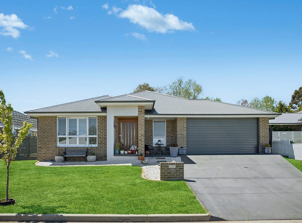 38 Buckland Drive, Orange, NSW 2800