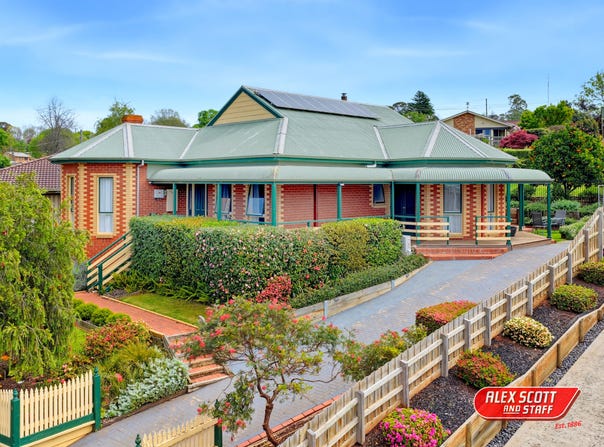 16 Eden Crescent, Leongatha, Vic 3953
