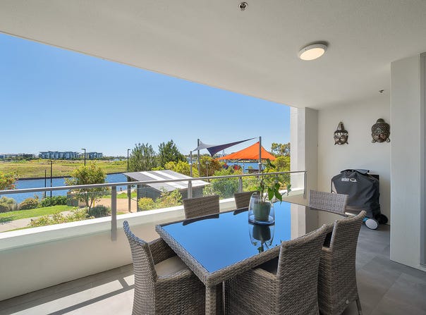 202/1 Waterside Retreat, Birtinya, Qld 4575