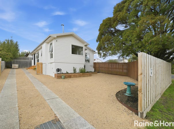 1 Bass Street, Warrane, Tas 7018