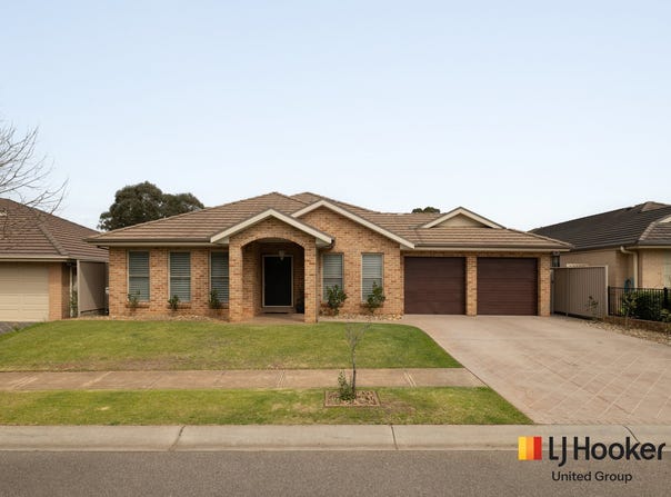 20 Clontarf Avenue, Harrington Park, NSW 2567